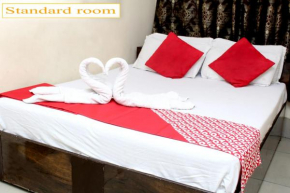 Mannat and OM Guest House and PG